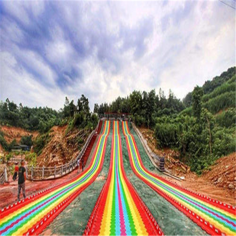 安徽彩虹滑道项目